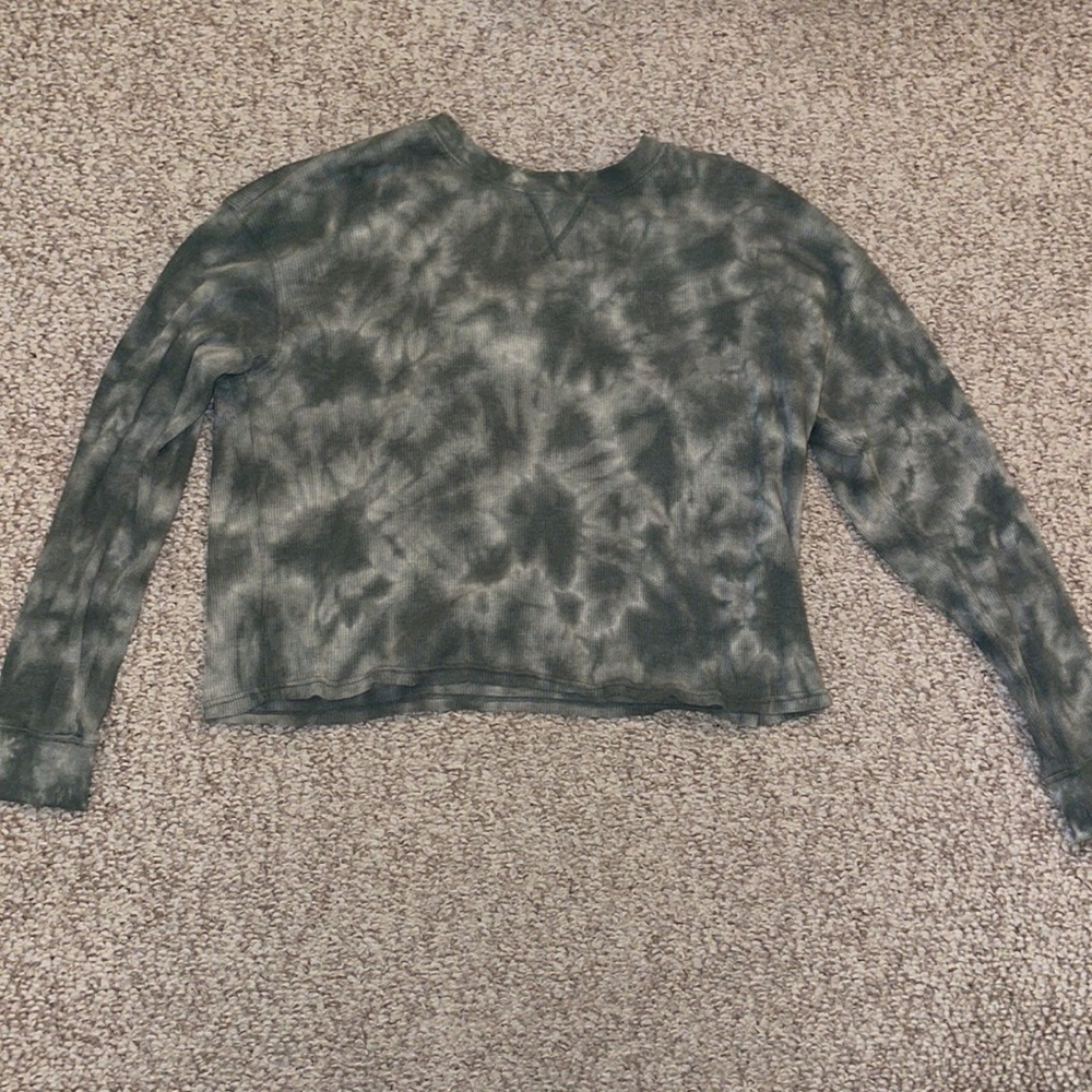 Gray Wild Fable long sleeved tee